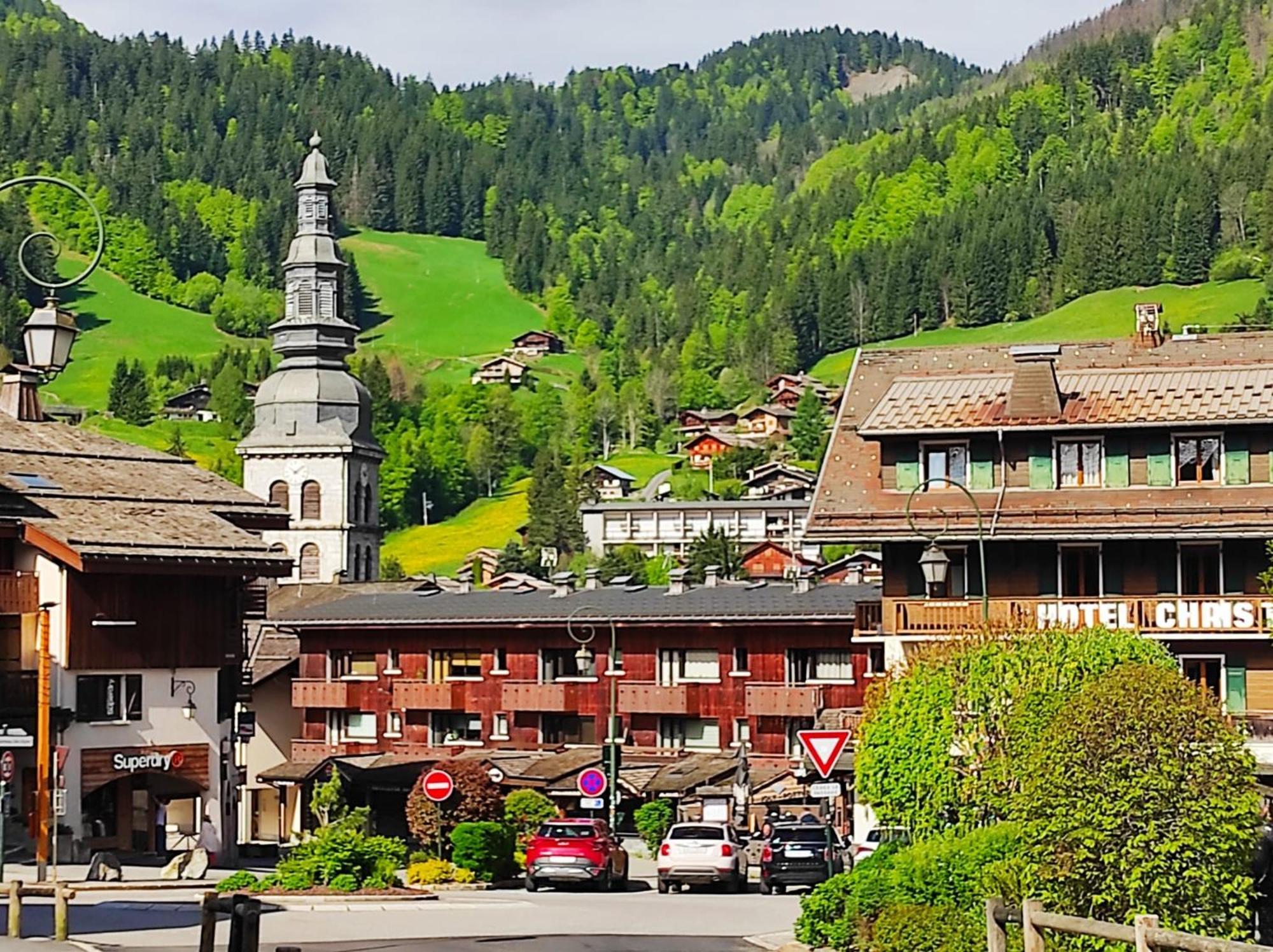 Le Week-End 3 Etoiles, Plein Centre Ville La Clusaz Exterior foto